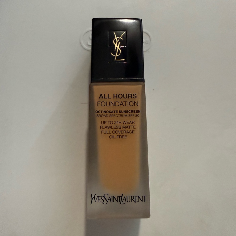 Yves Saint Laurent All Hours Foundation - Sophisticated Tan